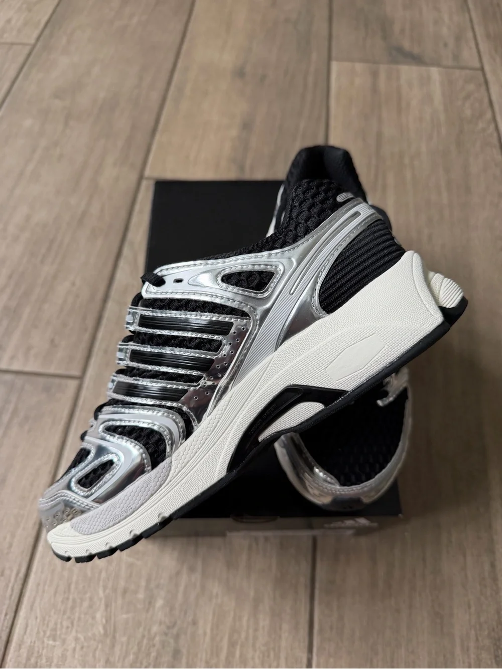 Adidas Adistar Control 5